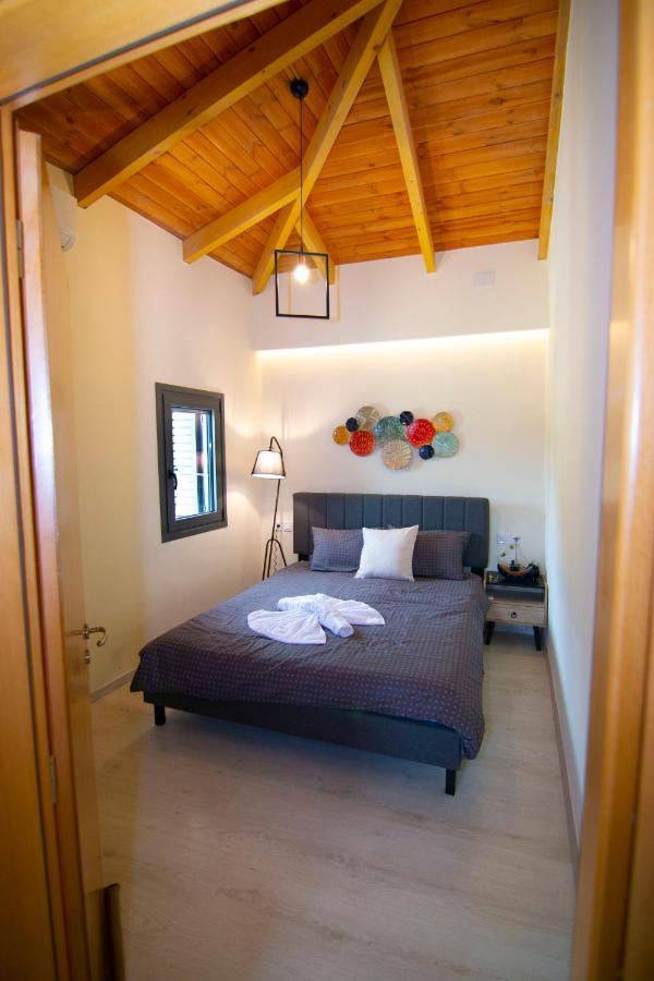 Villa Ampelos Cretan - Private Pool & Heated Ozone Jacuzzi
