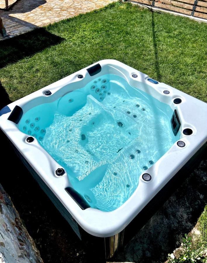 Ampelos Cretan - Private Pool & Heated Ozone Jacuzzi * Yerolakkos